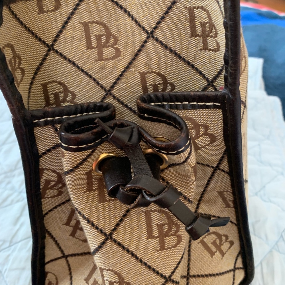 Dooney & Bourke - Picture 2 of 3